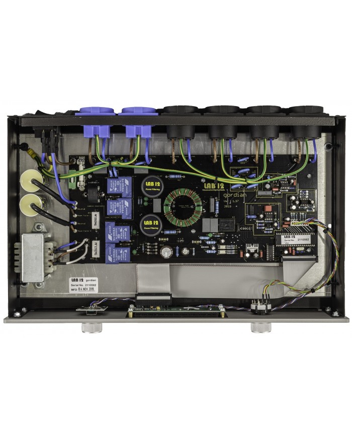 LAB12 Gordian power conditioner